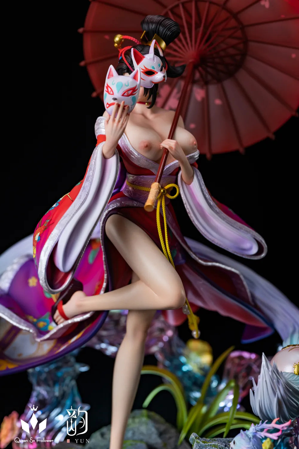 Queen&Follower YUN Studio The Unsurpassed Beauty Resin Statue