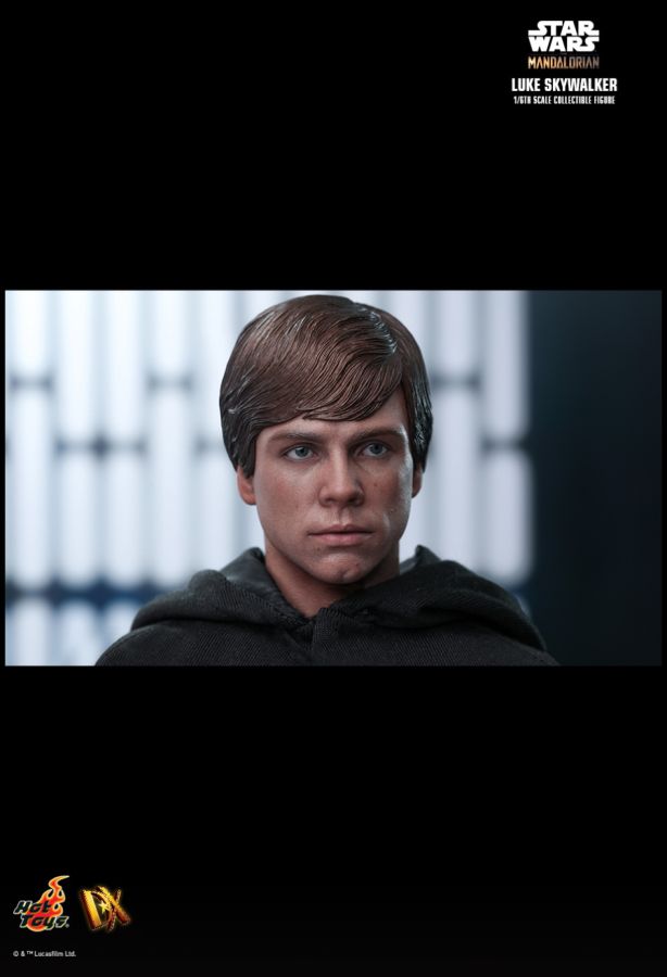 Star Wars: The Mandalorian - Luke Skywalker 1:6 Scale Collectable Action Figure