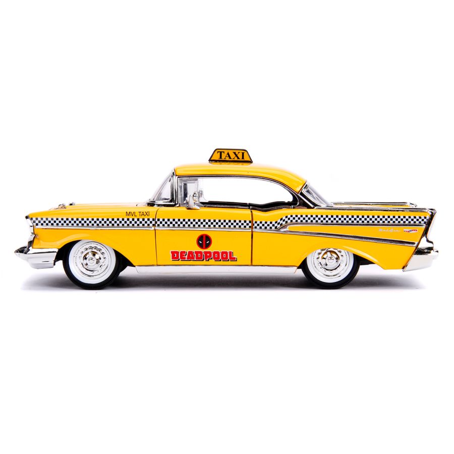 Deadpool (comics) - 1957 Chevy Bel Air Taxi 1:24 Hoolywood Ride Diecast Vehicle with Deadpool