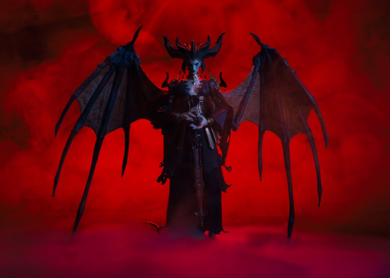 Diablo IV - Lilith Elite Edition 7" Action Figure **Pre-order**