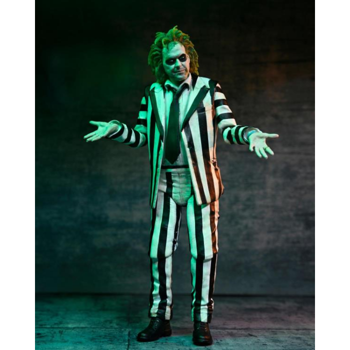 Beetlejuice Beetlejuice (2024) - Beetlejuice (Striped Suit) Ultimate 7'' Scale Action Figure