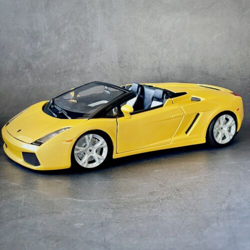1/43 D/C CAR (Assorted)