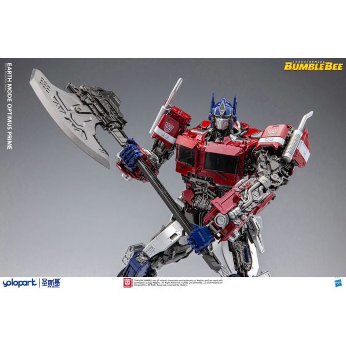 Transformers: Bumblebee (2018) - Optimus Prime (Earth Mode) PMK Series 12" Articulated Model Kit