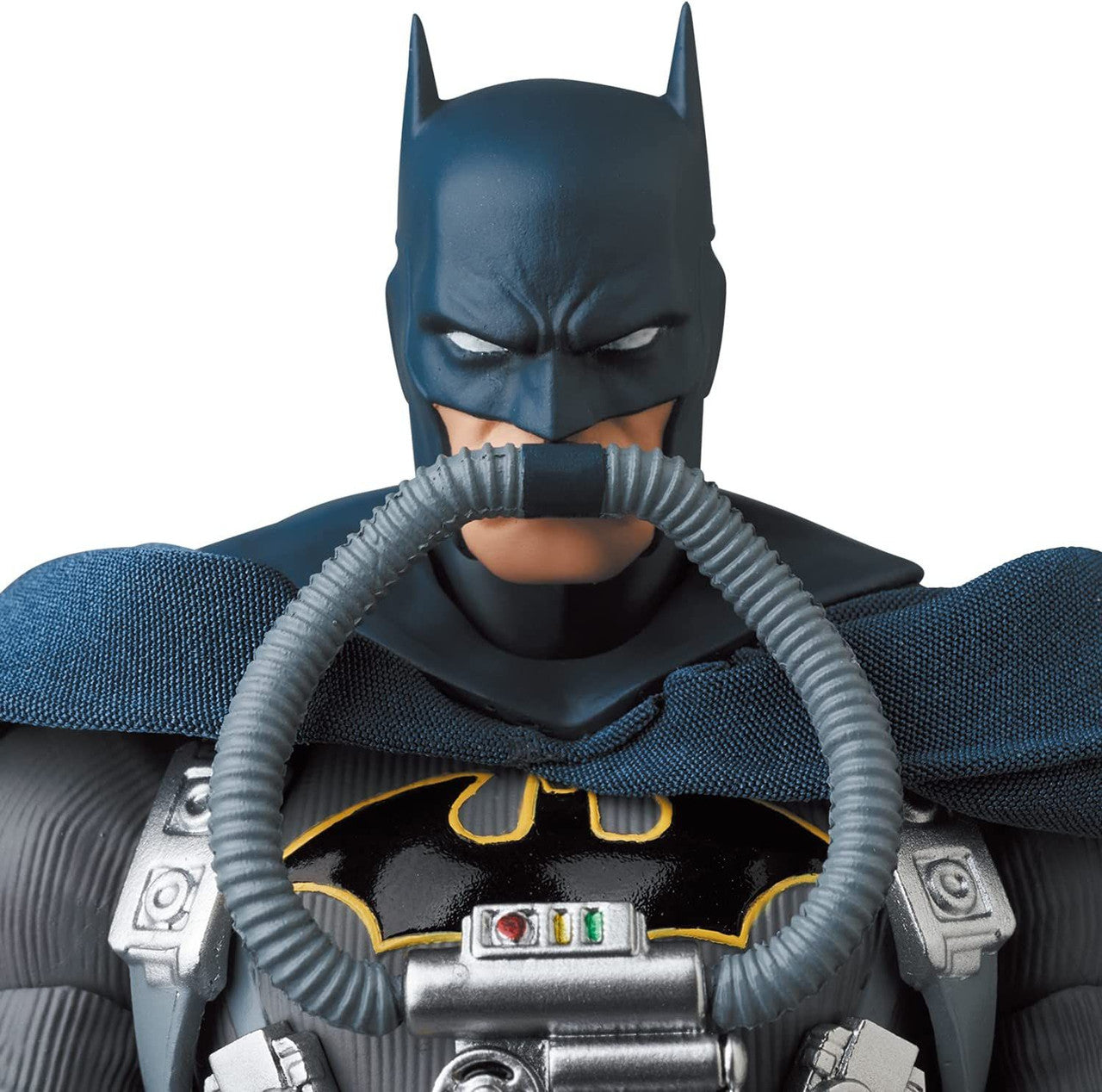 MAFEX Stealth Jumper Batman (Batman: Hush Ver.) Figure