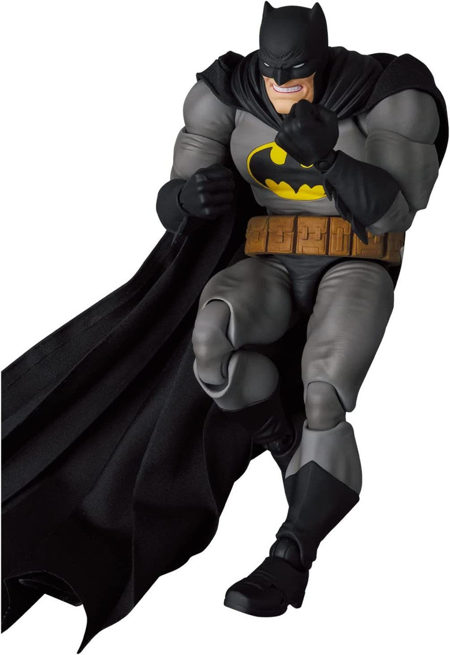 Medicom MAFEX Batman & Horse Figure (The Dark Knight Returns)