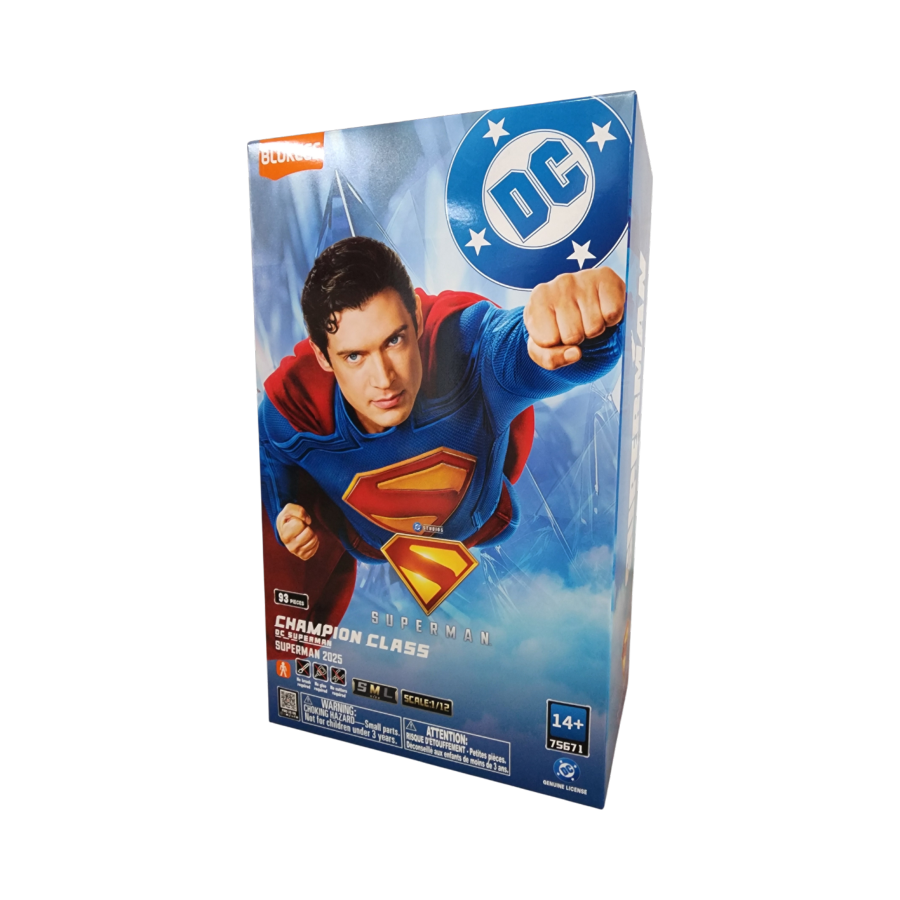 Superman (2025) - Superman with Krypto Champion Class Model Kit