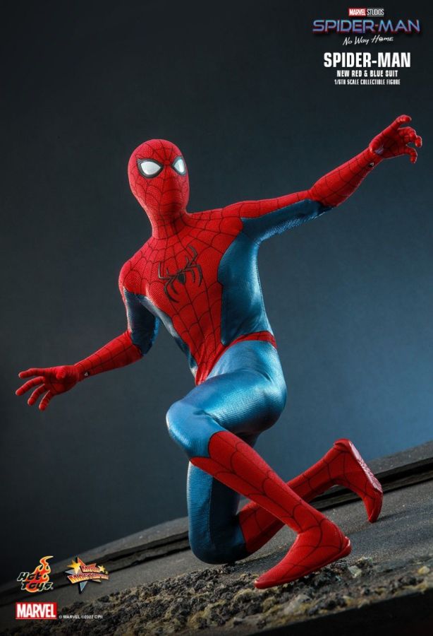 Spider-Man: No Way Home - Spider-Man (New Red & Blue Suit) 1:6 Scale Collectable Action Figure