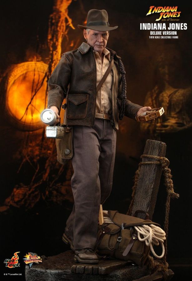 **Pre-order** Indiana Jones and the Dial of Destiny (2023) - Indiana Jones Deluxe 1:6 Scale Action Figure