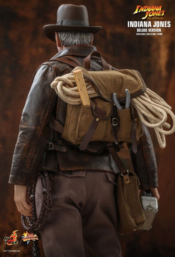 **Pre-order** Indiana Jones and the Dial of Destiny (2023) - Indiana Jones Deluxe 1:6 Scale Action Figure