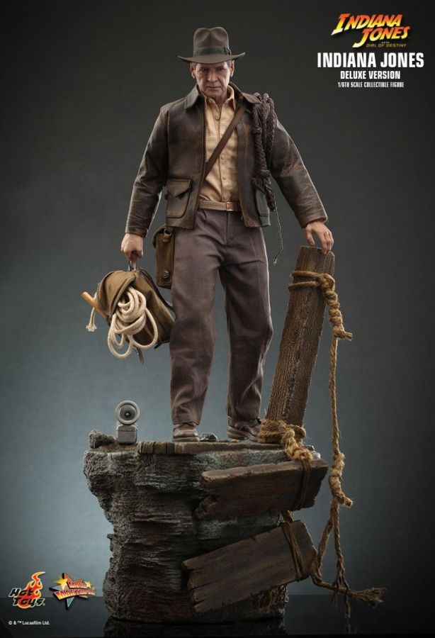 **Pre-order** Indiana Jones and the Dial of Destiny (2023) - Indiana Jones Deluxe 1:6 Scale Action Figure