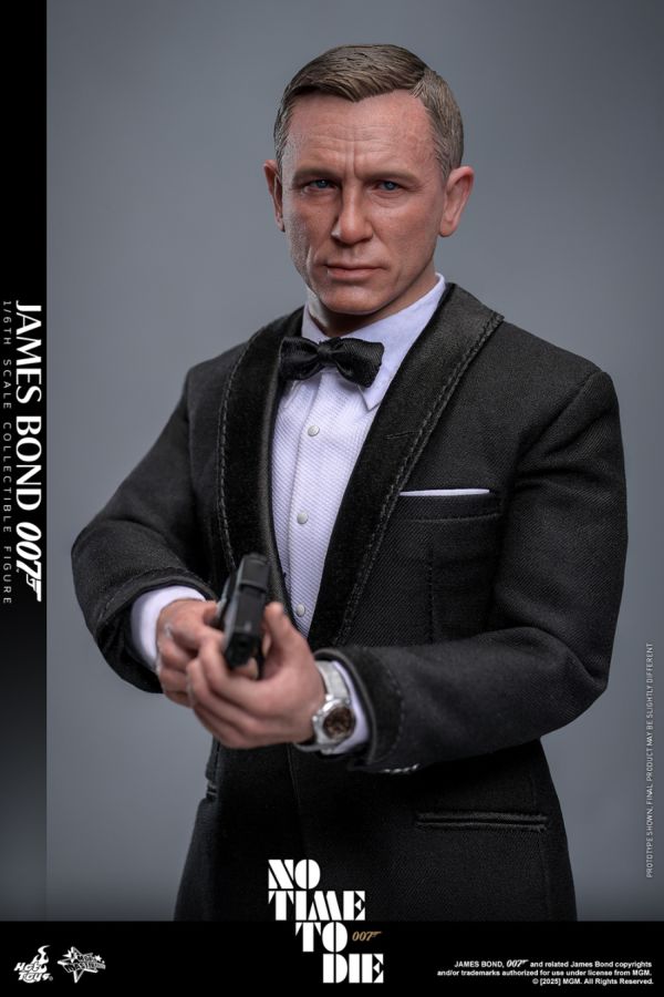 **Pre-order** James Bond: No Time To Die - James Bond (Daniel Craig) 1:6 Scale Collectable Action Figure