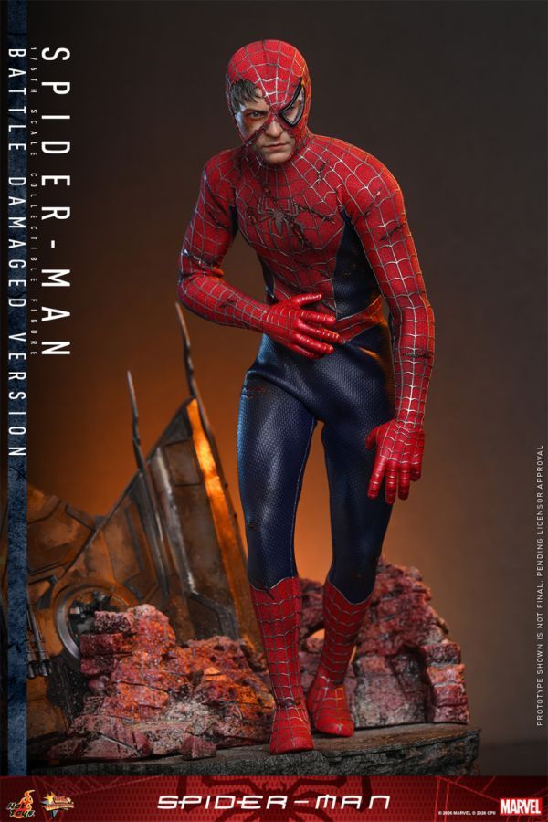 Spider-Man (2002) - Spider-Man (Battle Damaged Version) 1/6th Scale Hot Toys Action Figure **Pre-order**