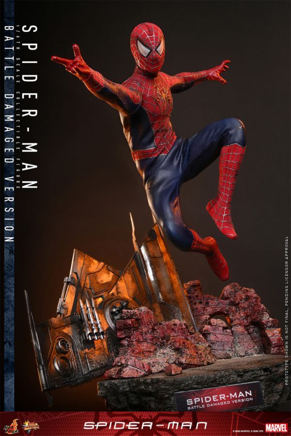 Spider-Man (2002) - Spider-Man (Battle Damaged Version) 1/6th Scale Hot Toys Action Figure **Pre-order**