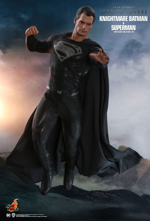 **Pre-order** Zack Snyder's Justice League (2021) - Knightmare Batman & Superman 1:6 Scale Collectable Set