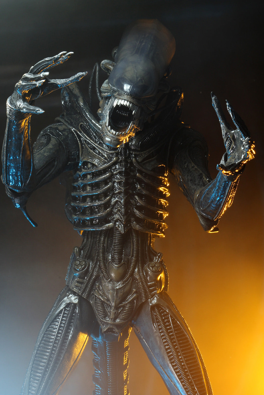 ALIENS 40TH ANNIVERSARY BIG CHAP 1/4 SCALE ACTION FIGURE