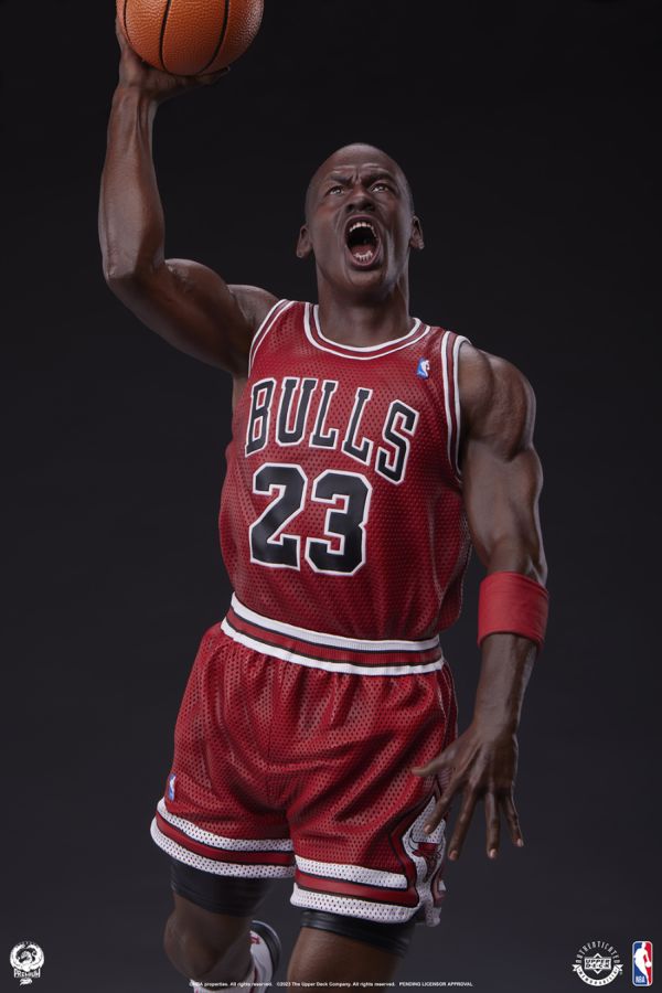 **Pre-order** NBA - Michael Jordan 1:4 Scale Statue