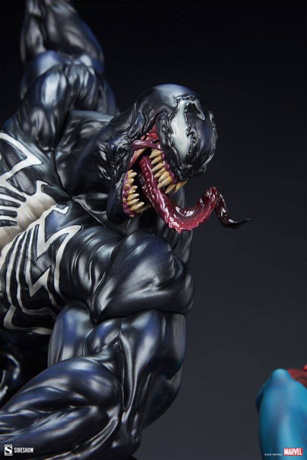 Marvel Comics - Spider-Man vs Venom Maquette **Pre-Order**