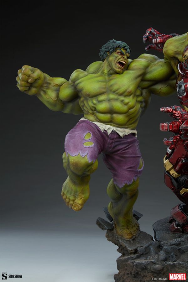 **Pre-order** Marvel Comics - Hulk vs Hulkbuster Maquette