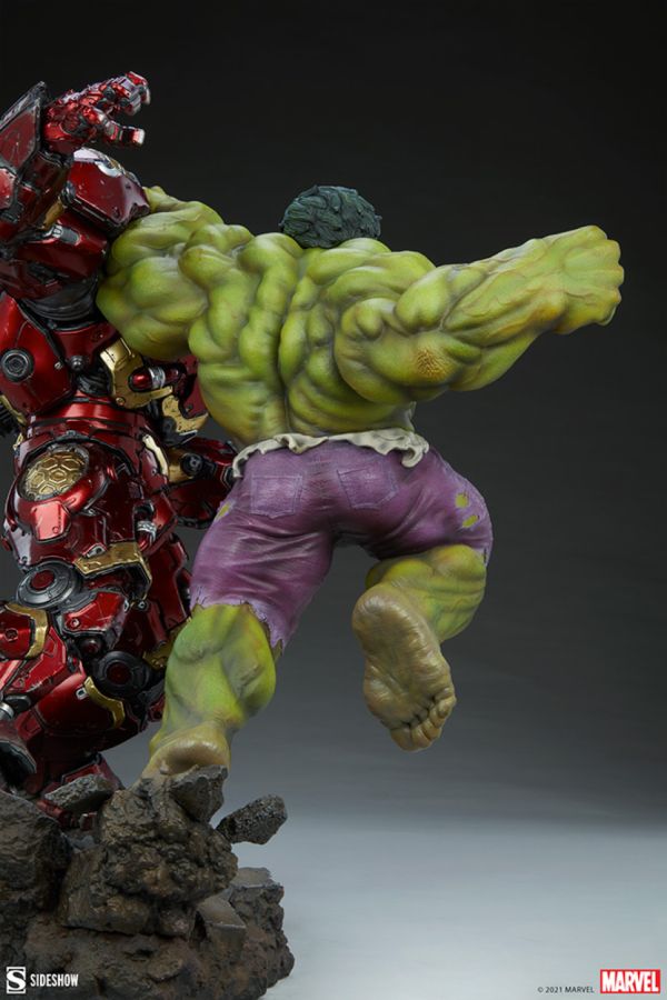 **Pre-order** Marvel Comics - Hulk vs Hulkbuster Maquette