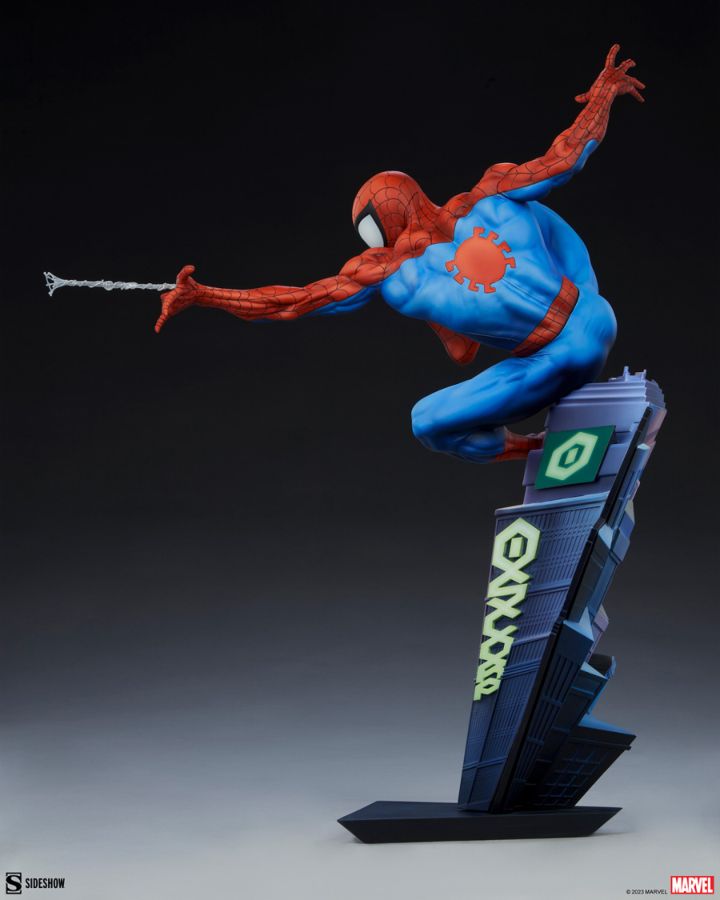 **Pre-order Deposit** Marvel Comics - Spider-Man Premium Format Statue