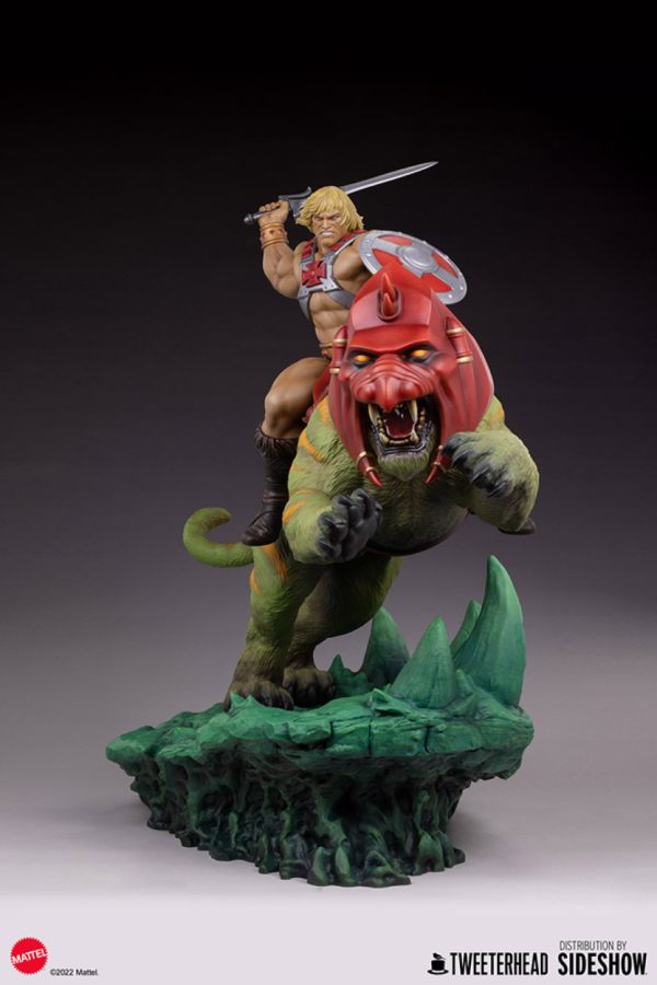 Masters of the Universe - He-Man & Battle Cat Deluxe Maquette