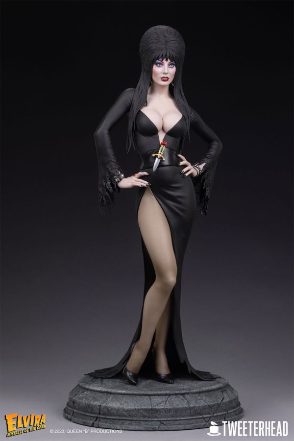 **Pre-order** Elvira - Mistress of the Dark 1:4 Scale Maquette