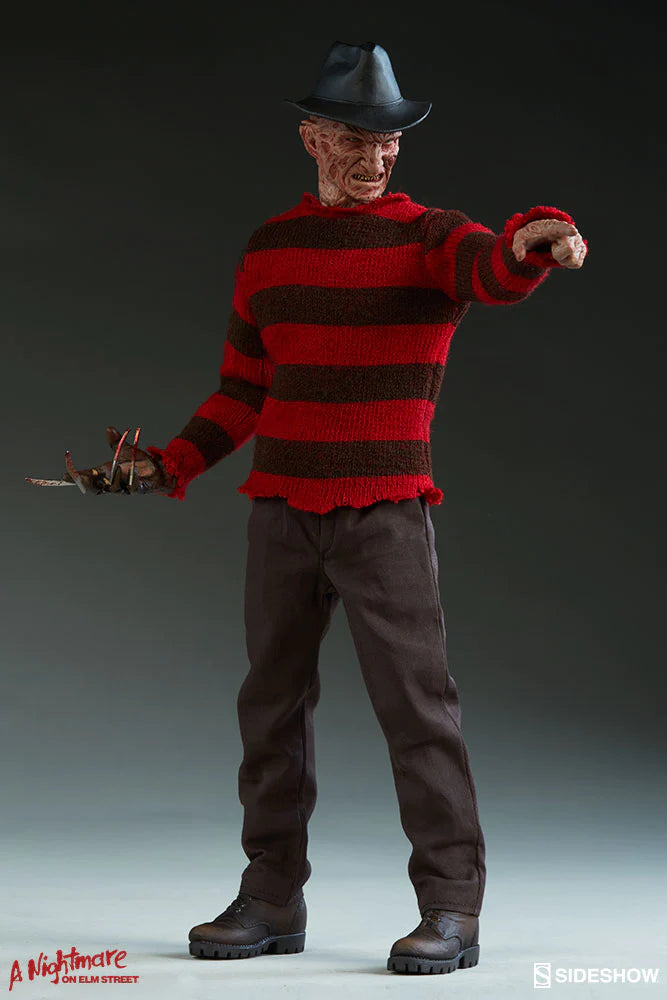 A Nightmare On Elm Street Sideshow Collectibles Freddy Krueger 1:6 Scale Action Figure