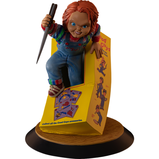 Child’s Play (1988) - Chucky Breakout 9” PVC Diorama Statue