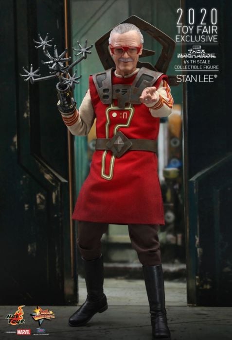 Thor 3: Ragnarok - Stan Lee Cameo 1/6th Scale Hot Toys Action Figure (2020 Toy Fair Exclusive)