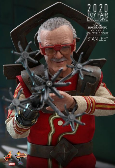 Thor 3: Ragnarok - Stan Lee Cameo 1/6th Scale Hot Toys Action Figure (2020 Toy Fair Exclusive)