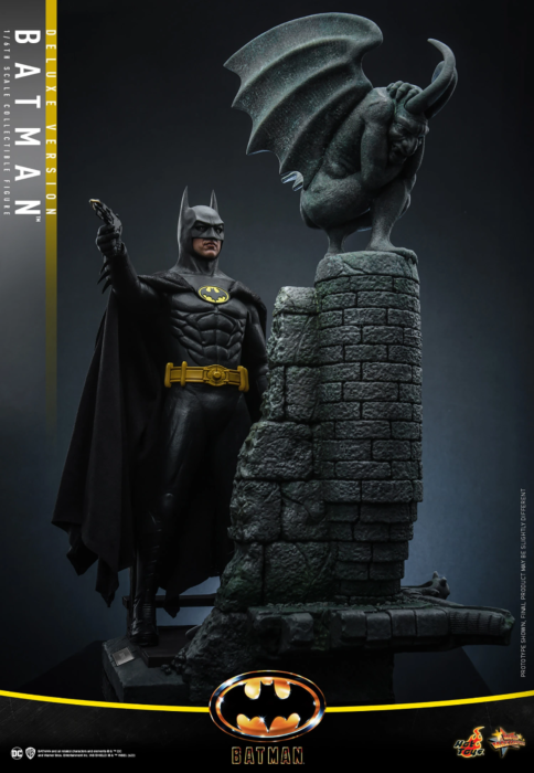 Batman (1989) - Batman Deluxe 1/6th Scale Hot Toys Action Figure