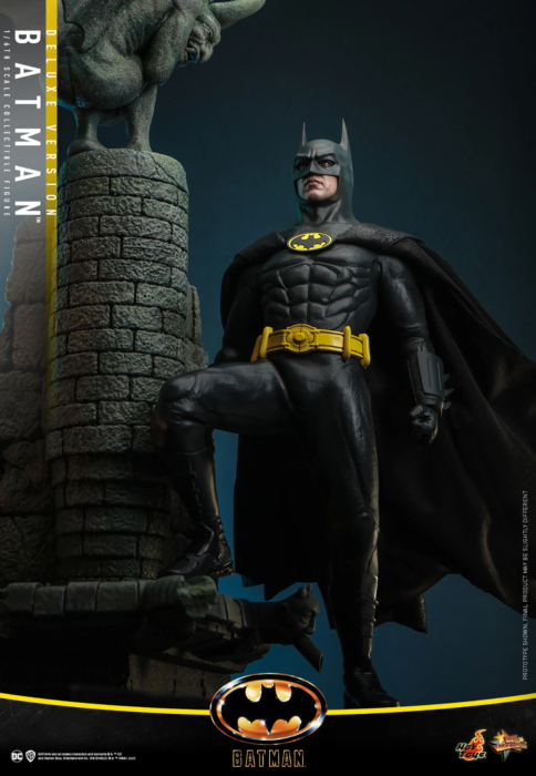 Batman (1989) - Batman Deluxe 1/6th Scale Hot Toys Action Figure