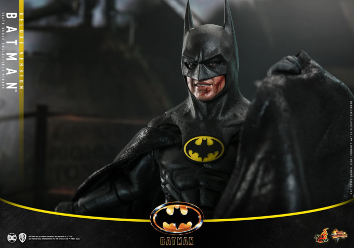 Batman (1989) - Batman Deluxe 1/6th Scale Hot Toys Action Figure