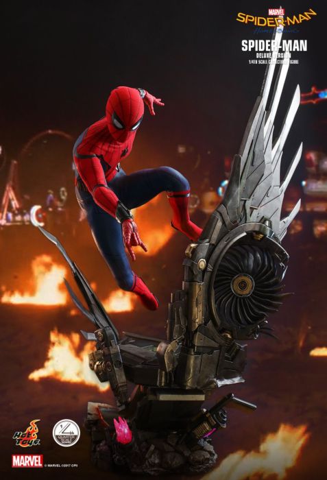 Spider-Man: Homecoming - Spider-Man Deluxe 1/4 Scale Hot Toys Action Figure