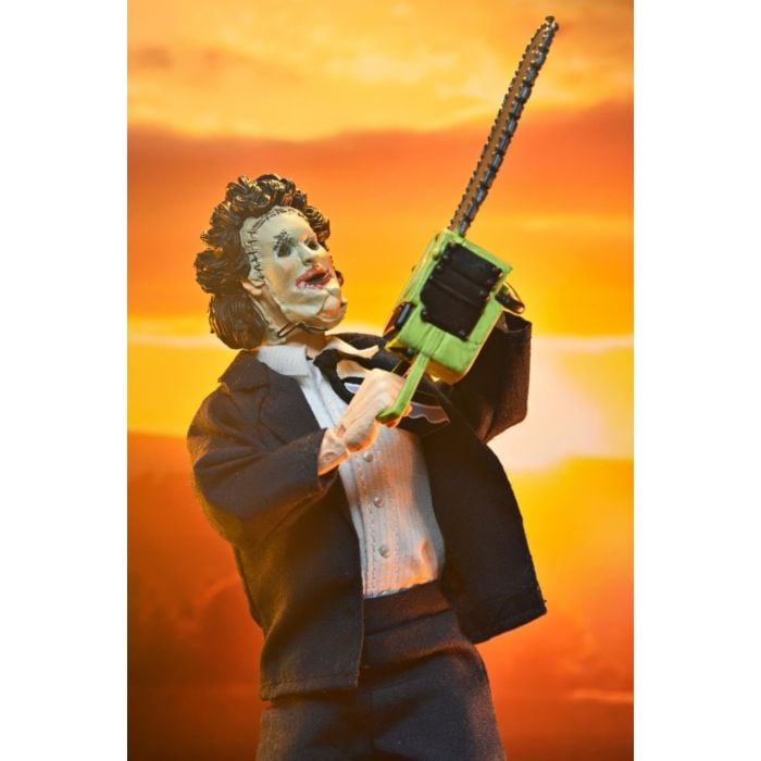 TEXAS CHAINSAW MASSACRE – LEATHERFACE (PRETTY WOMAN MASK) 50TH ANNIVERSARY 8″ CLOTHED ACTION FIGURE