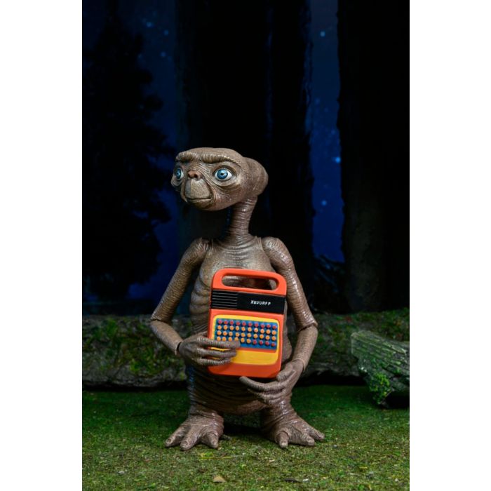 E.T. the Extra-Terrestrial - E.T. 40th Anniversary Ultimate 7" Scale Action Figure