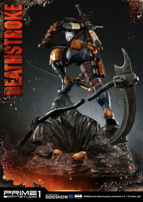Batman - Deathstroke 1/3 Scale Statue