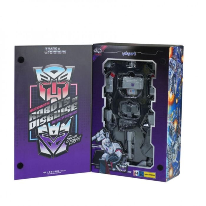 The Transformers (1984) - Megatron AMK Series 8" Articulated Model Kit