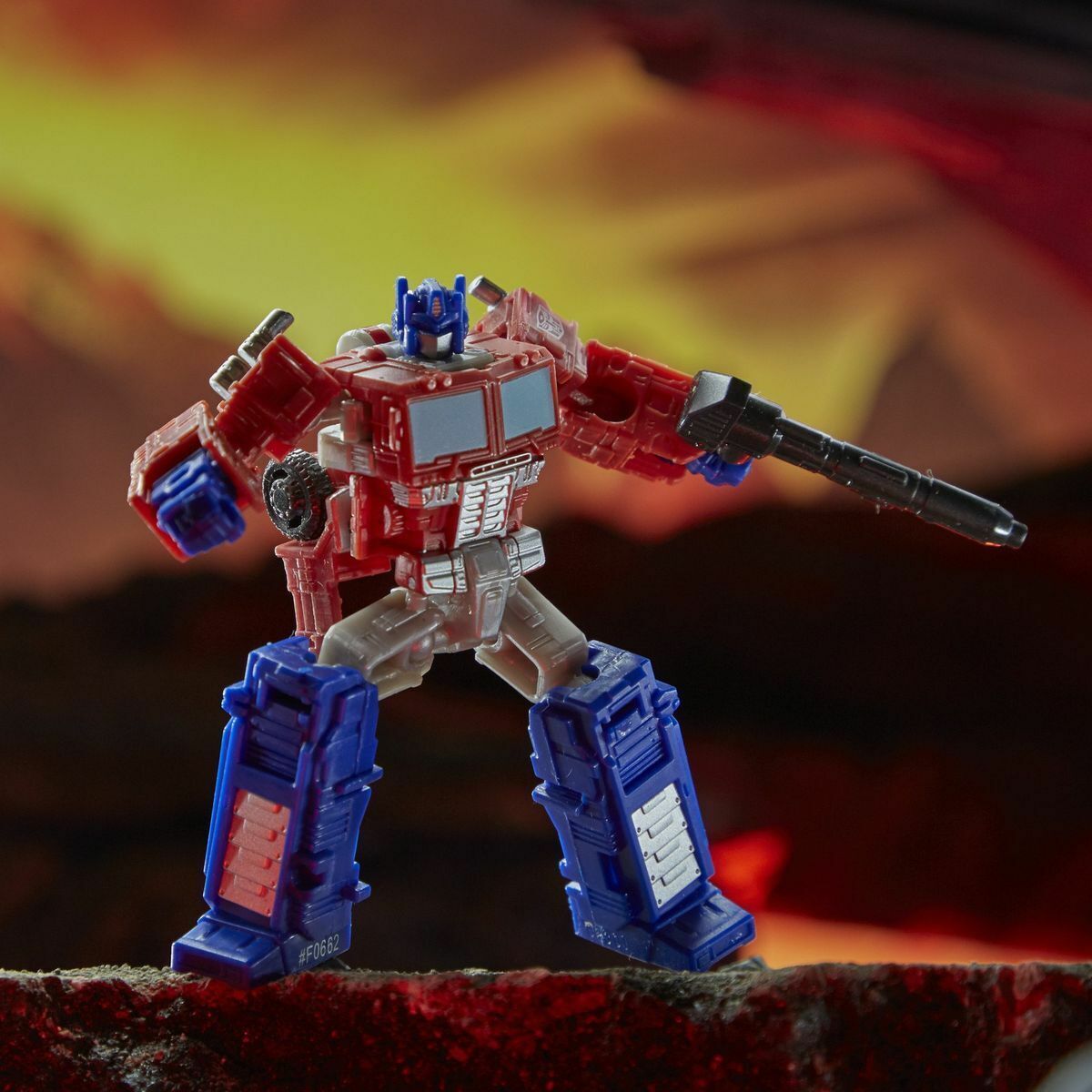 Transformers Kingdom War for Cybertron Trilogy Optimus Prime